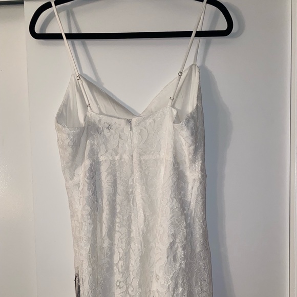 Lulu’s Floral Lace Dress - Picture 2 of 3